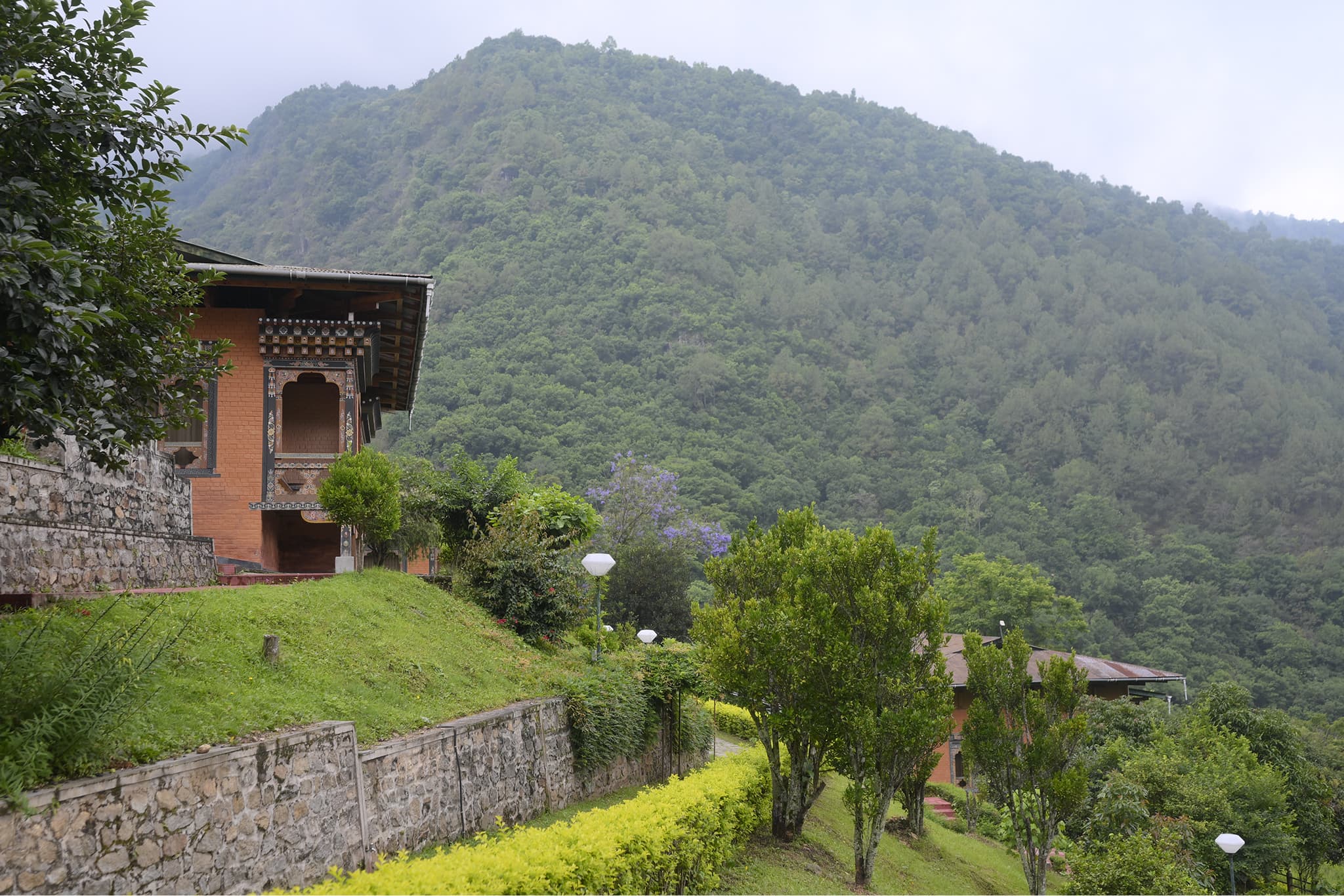 About Lingkhar Lodge